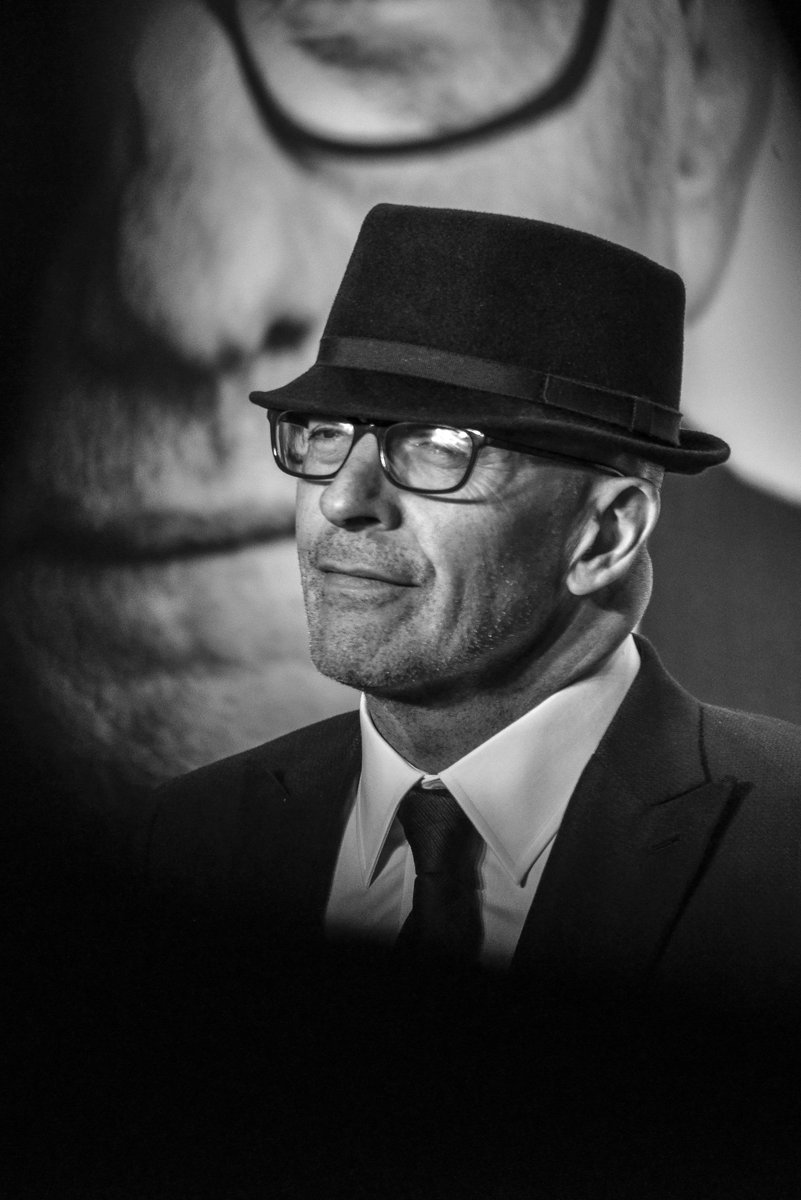 AqueducDardilly's tweet photo. Cette année le @FestLumiere  rend hommage à une figure incontournable du cinéma made in France : Michel Audiard Son fils Jacques Audiard viendra lui rendre hommage le 11 octobre, chez nous en préambule à la projection du Gentelman d'Epsom.
Résas par ici : https://t.co/cOByJONPfr https://t.co/ibc6iGc7lJ