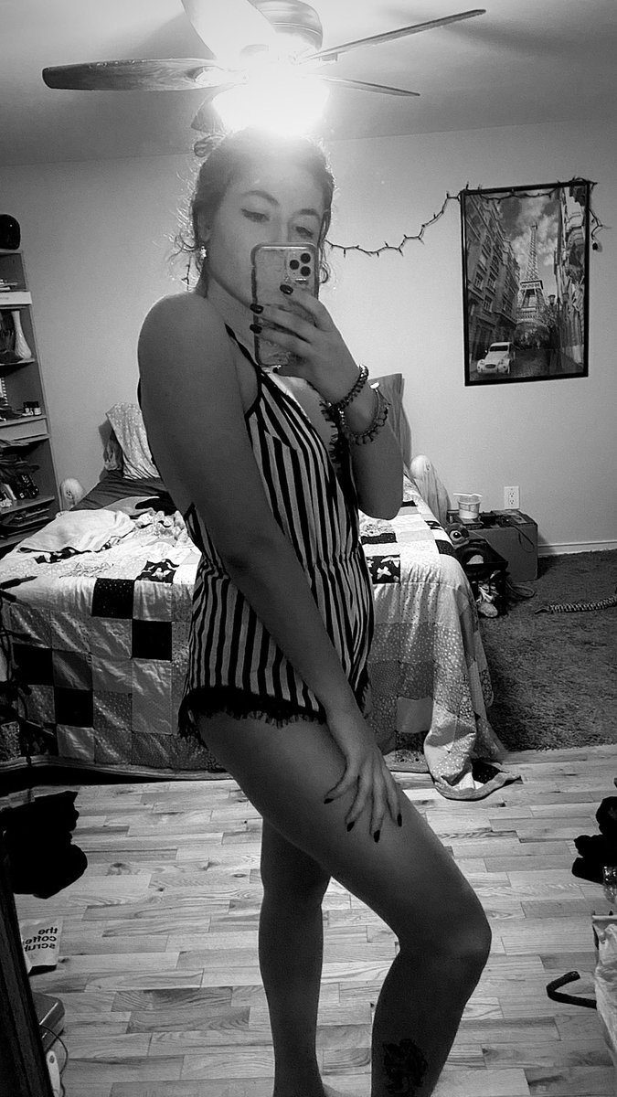 jadebabe__'s tweet photo. only $6 for HOEtober🕷
https://t.co/XOvnZYTuoZ https://t.co/aTN7wPrIk2