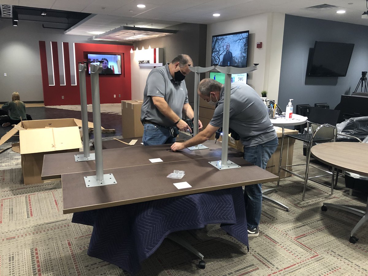 bsusportslink's tweet photo. Install day in the new expansion space and overall facility with @TableX_tables! 

#SportsProduction #BallState #WeFly @bsuccim @BSUTCOM https://t.co/BXCnywgiXO