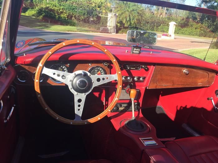 AHSparesLtd's tweet photo. In Australia, Steve Lumley's 1967 Austin-Healey 3000 BJ8 as listed on the Austin Healey Experience forum. https://t.co/Txl3kJITWf

#austinhealey #austinhealey3000 #MK3 #BJ8 #bighealey https://t.co/cn7cgTyYbj