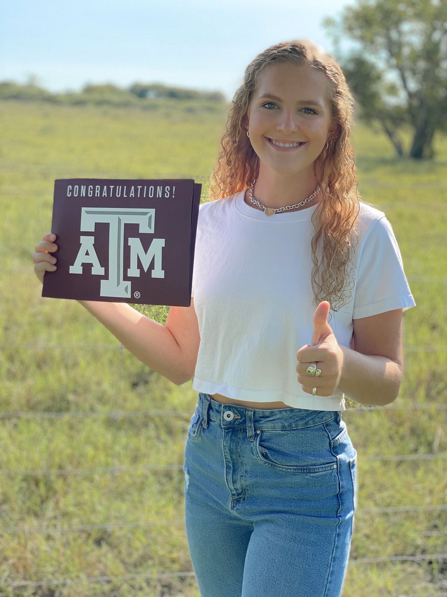 bryleeb_10's tweet photo. #tamu25 https://t.co/saE8cfXzai