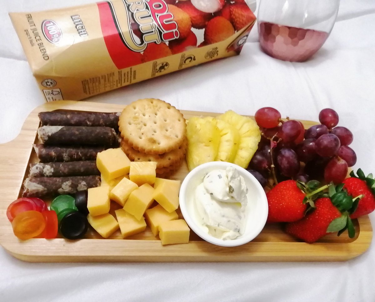 HlahlaFaku's tweet photo. #snackfriday β€οΈ
#baddaynotabadlifeπ»
#weshalltryagaintomorrow πͺ https://t.co/ad3CYhq3zj