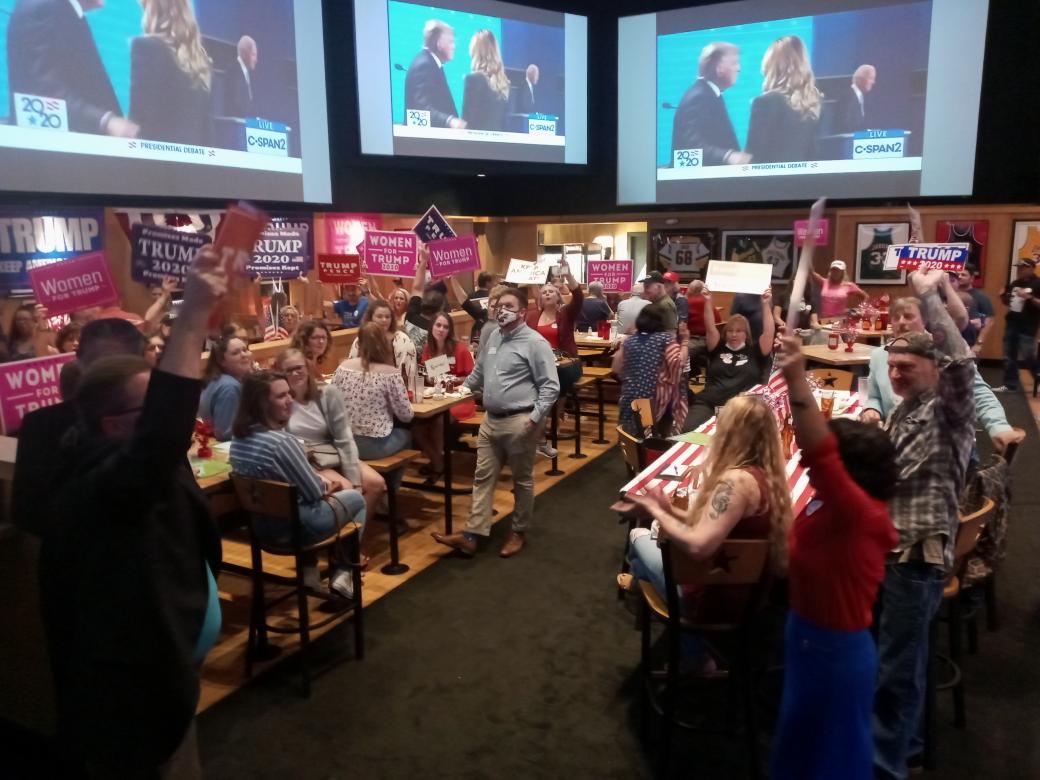 LauraCDuval's tweet photo. Chairman Dean Black's closing remarks at the Debate Watch Party Sneakers Bar and Grille 
#Leadright #TurnDuvalRed https://t.co/Pd2FqeBTEr