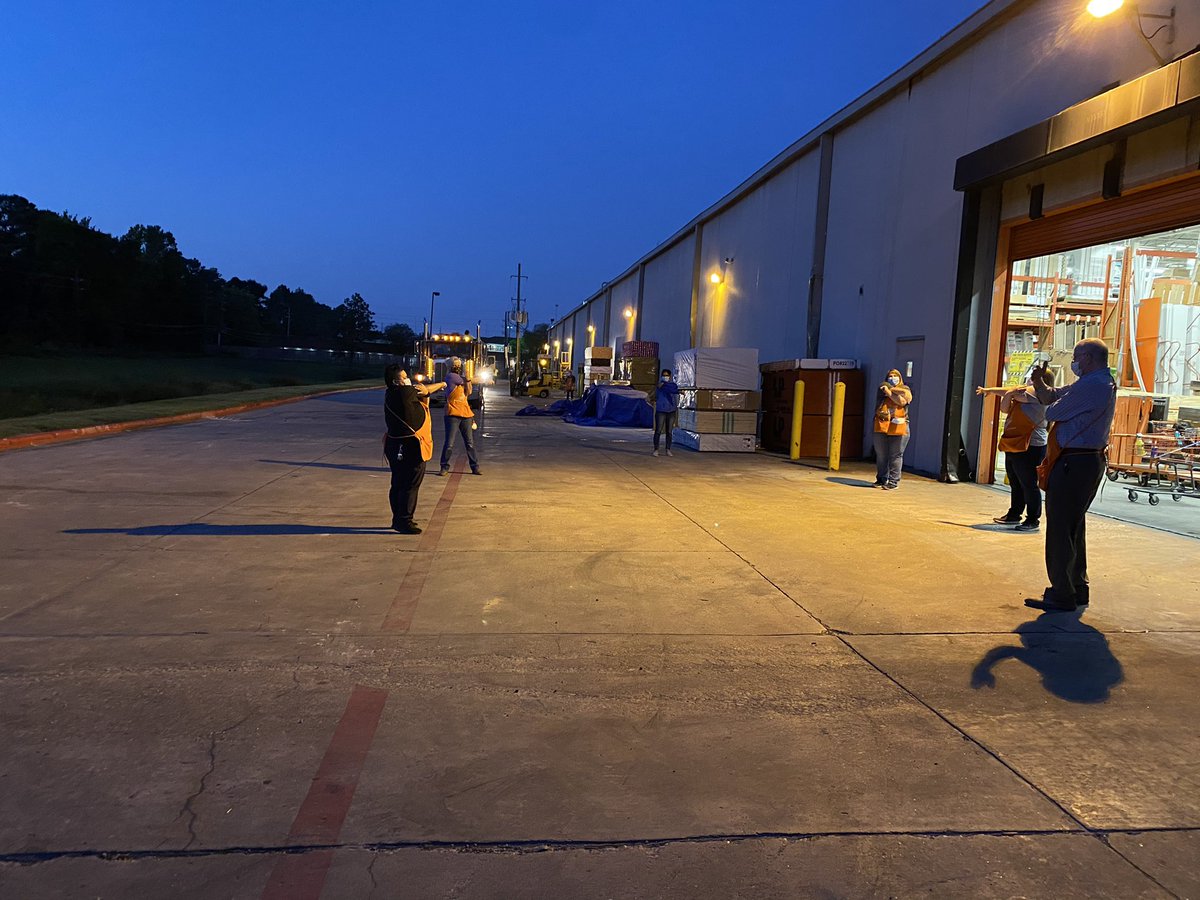 StellaDaGreat06's tweet photo. Safety first!! Starting our morning off with a cool breeze and stretches. #d79SafetyFirst #SafetyFirst @miriamperez03 @Gabby_0576 @JerradTHD @AngelaDesJardi5 https://t.co/UlTK8AcMIJ