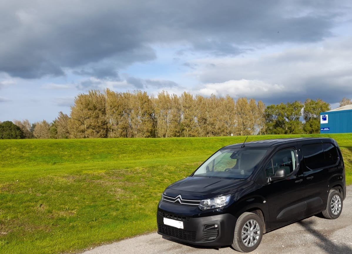 Never a dull moment <a href="/Eco_Comms/">ECO COMMS - PART OF INTEGRITY IT SOLUTIONS</a>! Shout out to Michael Seggie at @LeaseYourNewCar for finding the latest addition to our fleet. 
Livery to follow...keep your eyes out for us on the road! 

#teameco #ecocomms #fleet #van #ontheroad