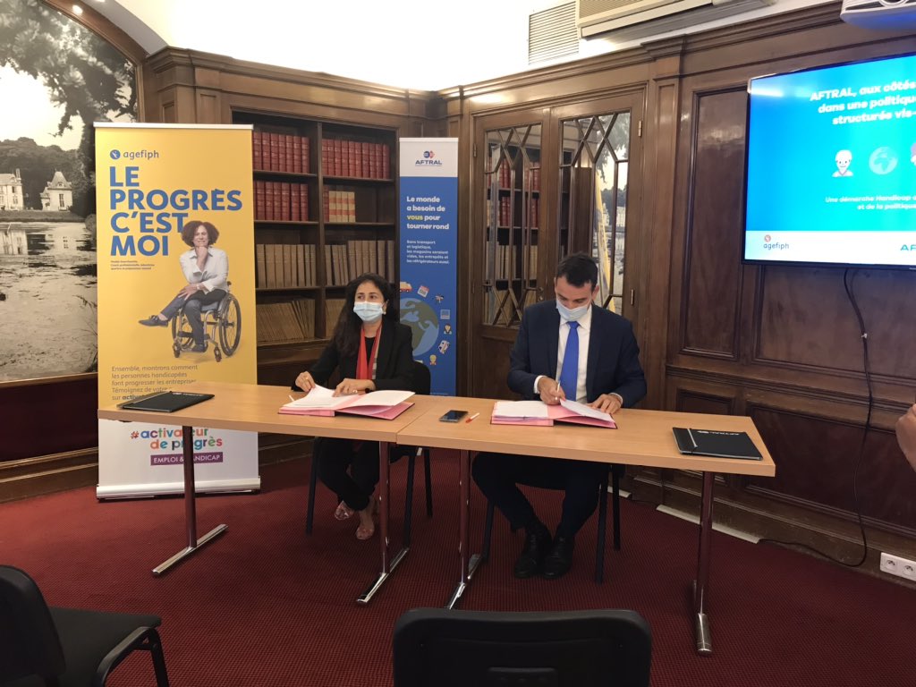 Rendre accessible les métiers du transport et de la conduite avec les moyens compensatoires et formations nécessaires ET développer l’emploi des personnes handicapé en interne en tant qu’employeur : c est le but de la convention signée ce matin avec <a href="/AFTRAL/">AFTRAL</a> et <a href="/Agefiph_/">Agefiph</a> , #urrh