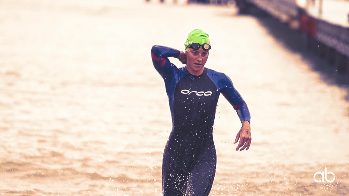 BettoAlice's tweet photo. L'adrenalina pre gara, l'acqua, la transizione, la bici e poi la corsa verso il traguardo. Tra ricordi e obiettivi futuri vi racconto la mia prestazione ai Campionati Italiani di #Triathlon del 26 settembre!

Leggi l'articolo 👉https://t.co/jHuMtCvQDo

#TriathlonAboveTheLimits https://t.co/Yx9ca33c5I