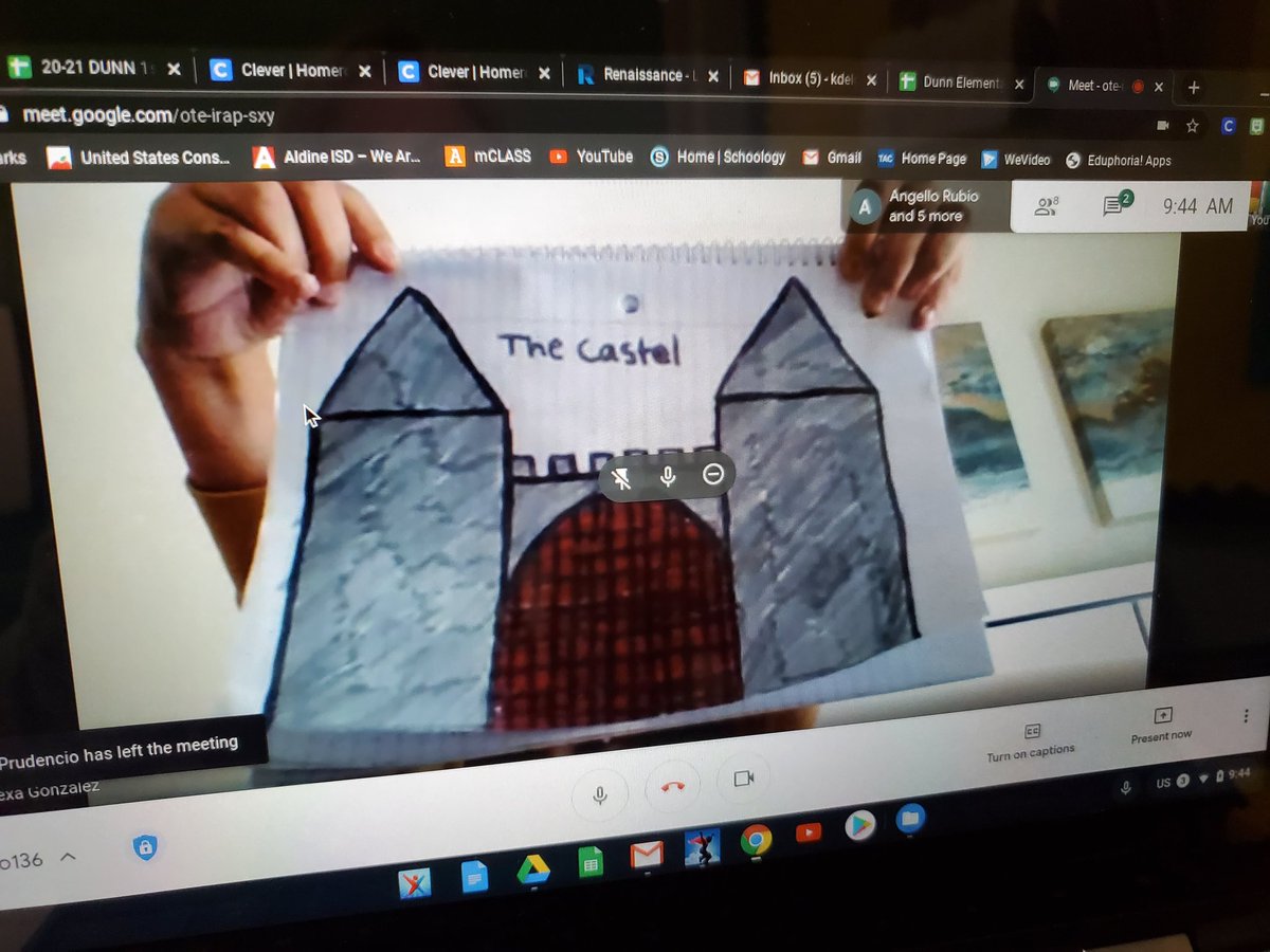 Klovez3's tweet image. In CKLA this week studying Middle Ages, students were fascinated with castles so I challenged them...They became creative. #CKLA #Visuallearners #artwork @DunnES_AISD