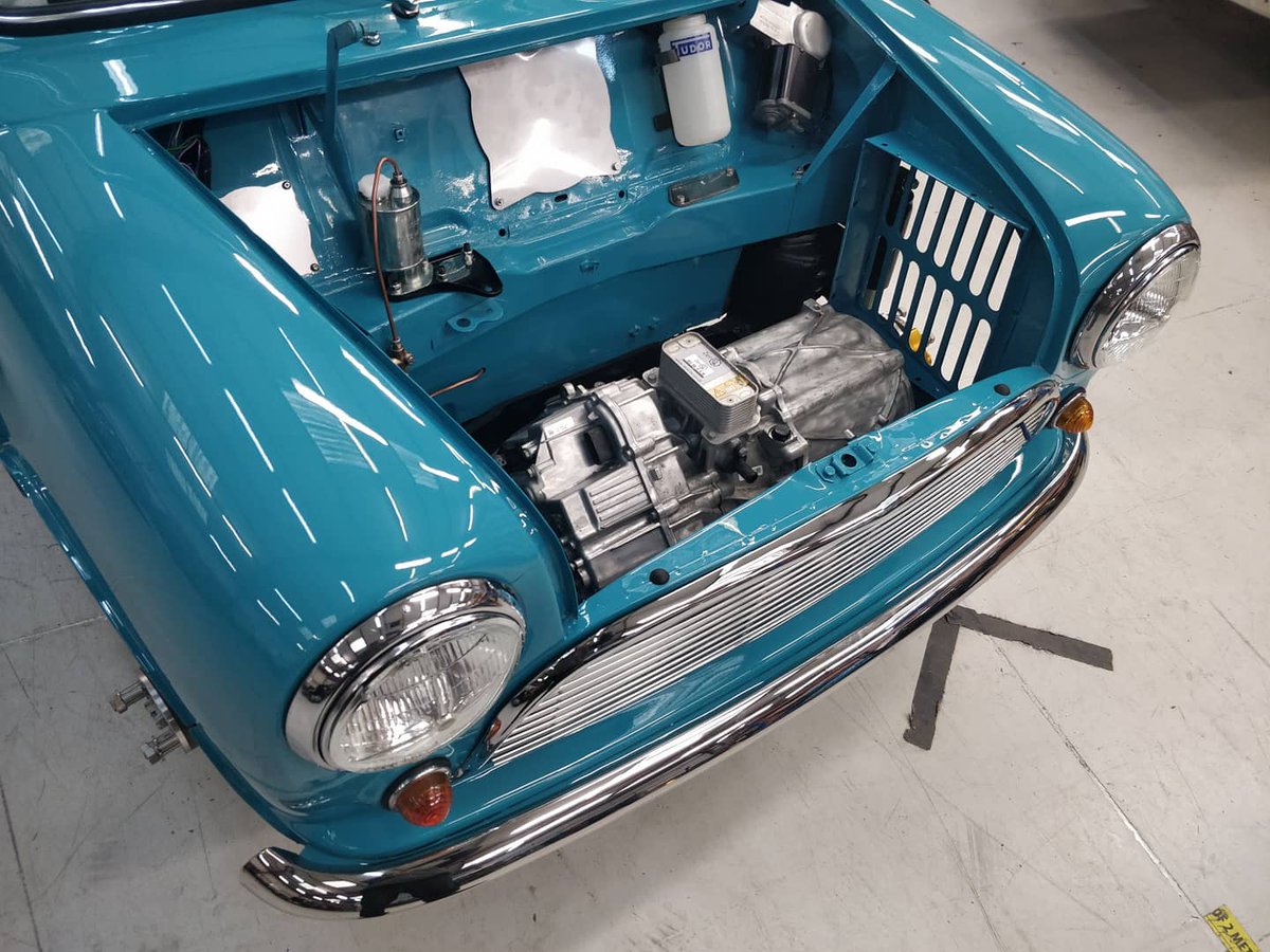 elecclassiccars's tweet image. The Tesla powered Mini is taking shape, with brakes to match the 300hp electric muscle. 😁⚡💪 #electricmini #minielectric #mini