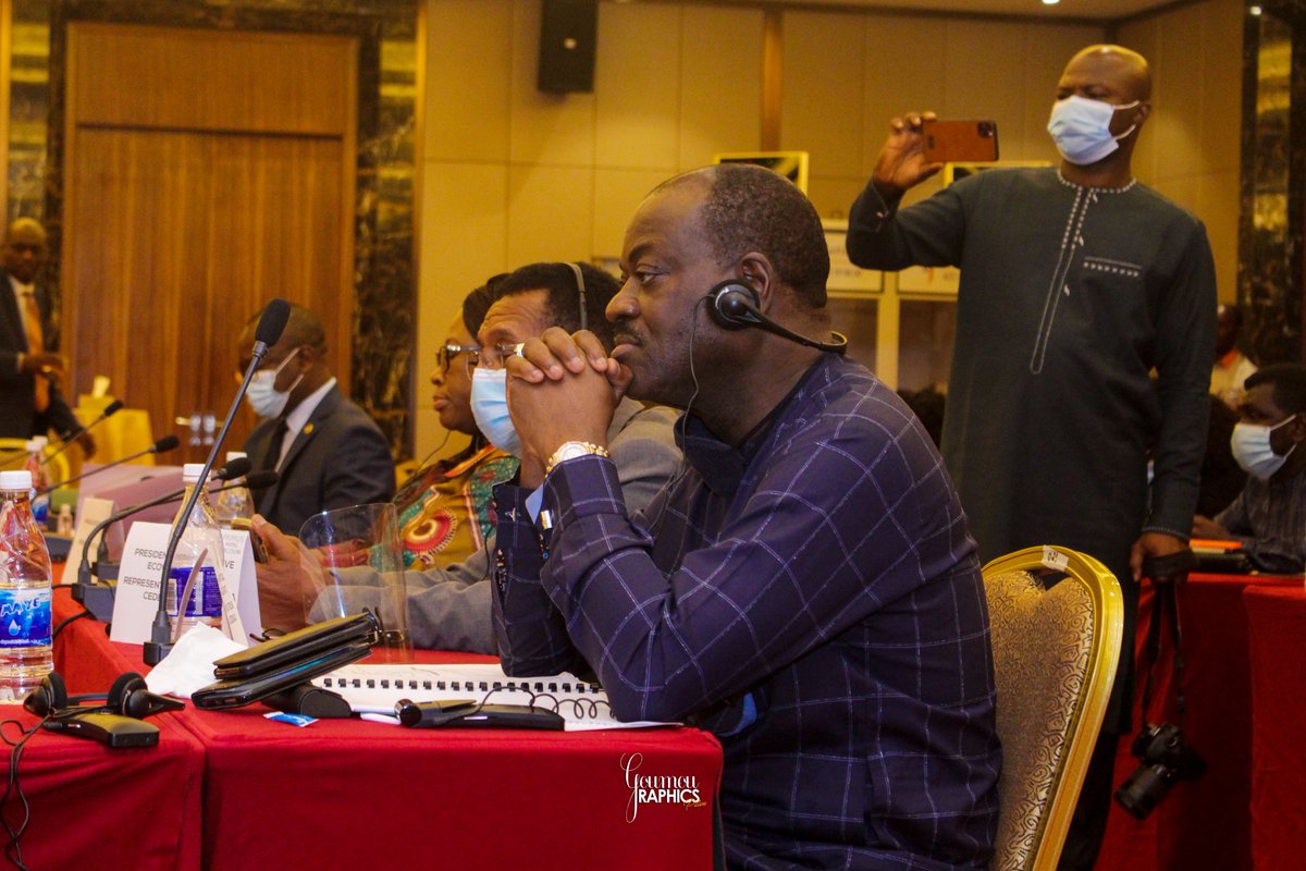 domani_dore_off's tweet image. Mission conjointe de haut niveau de la @ecowas_cedeao /@_AfricanUnion /@GuineeOneUN pour un scrutin présidentiel crédible, transparent et apaisé en République de Guinée invitant la mouvance présidentielle.
@presidentecowas 
@ParolatPorte @IbrahimaKFofana @Guin_Audacieuse