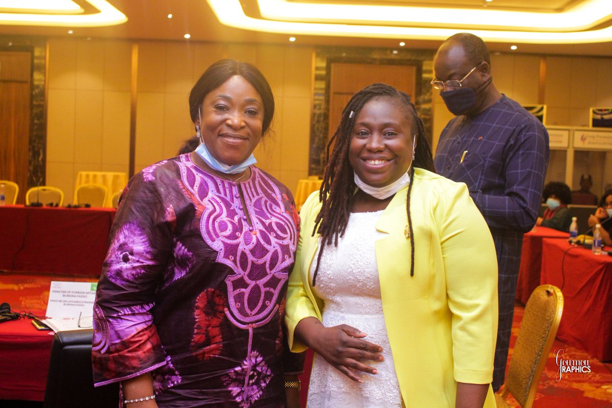 domani_dore_off's tweet image. Mission conjointe de haut niveau de la @ecowas_cedeao /@_AfricanUnion /@GuineeOneUN pour un scrutin présidentiel crédible, transparent et apaisé en République de Guinée invitant la mouvance présidentielle.
@presidentecowas 
@ParolatPorte @IbrahimaKFofana @Guin_Audacieuse