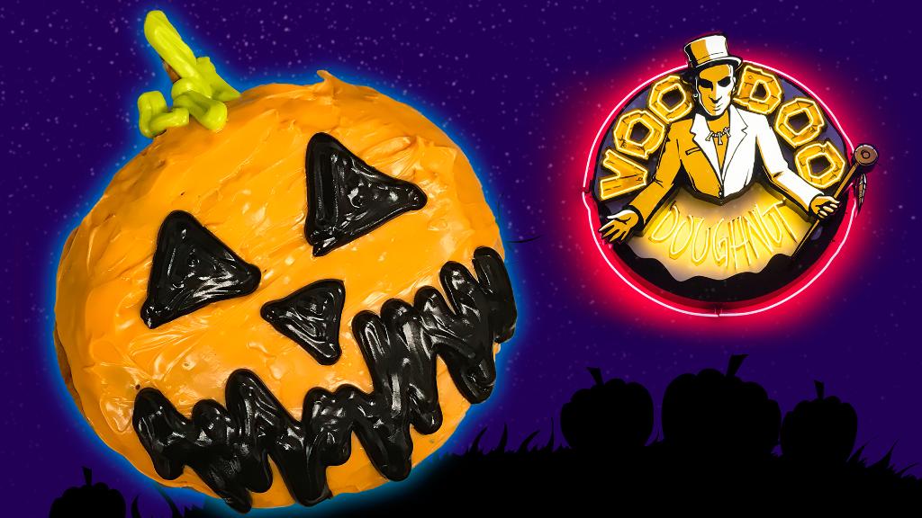 Oh my gourd! 🎃

Now available thru 10/8 at Voodoo Doughnut at #CityWalkLA. Stay tuned each week for a new limited-time doughnut to celebrate the Halloween season.