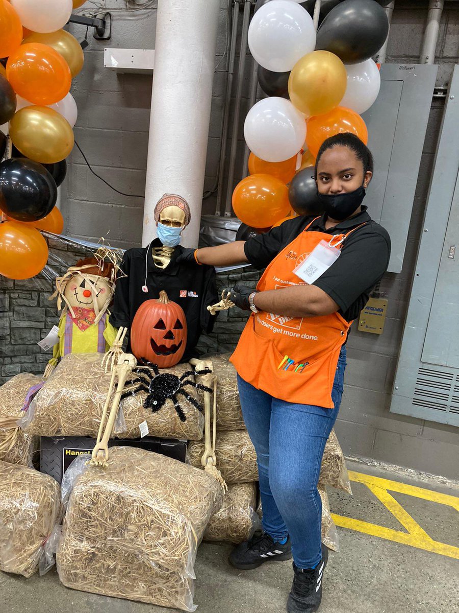 slh4zx's tweet photo. 1245 ... we rock..CAM🙌🏽🙌🏽🙌🏽🙌🏽@JMcLean285 @NitaB_90 @nyyroro https://t.co/xOZW8QMcs7