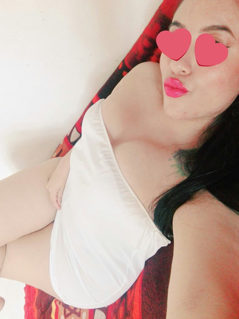 isryliz's tweet photo. Alguna parejita que quiera pasar un rato agradable hoy en un hotelito para ver y ser vistos &amp; blizz  😏 😈 https://t.co/DSIvSsKvGW