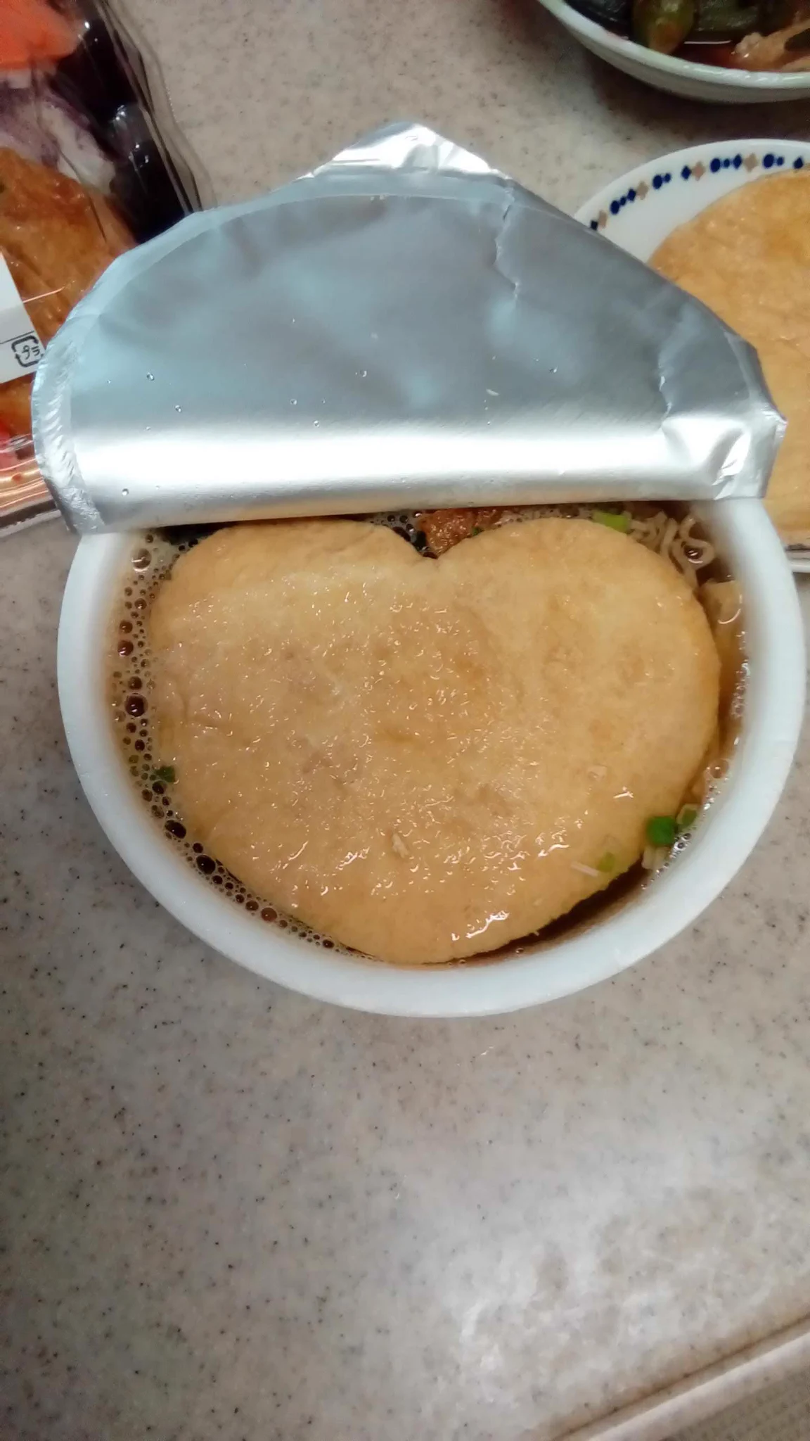 @tmsktama 出ないなら自作してしまえ～ヽ(^0^)ﾉ　って型抜きで作ってしまった・・・(^^;)　(笑) 