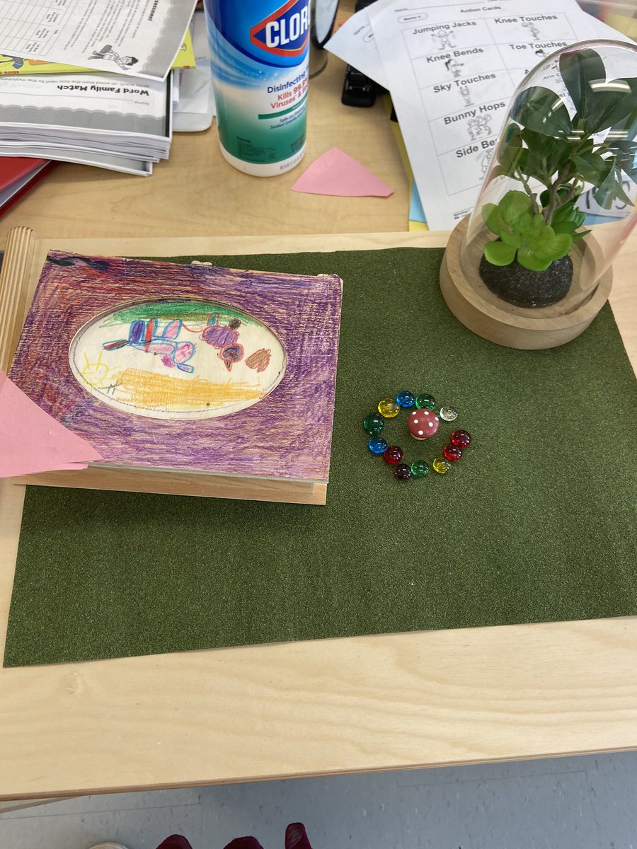 chellymil's tweet image. Fairies 🧚🏻‍♀️ have come to our SK/1 class @BishopMacdonell the students were overwhelmed with excitement and all we could do was write letters to them and make them comfortable beds and houses. I’ve never seen so much writing happen in my life!