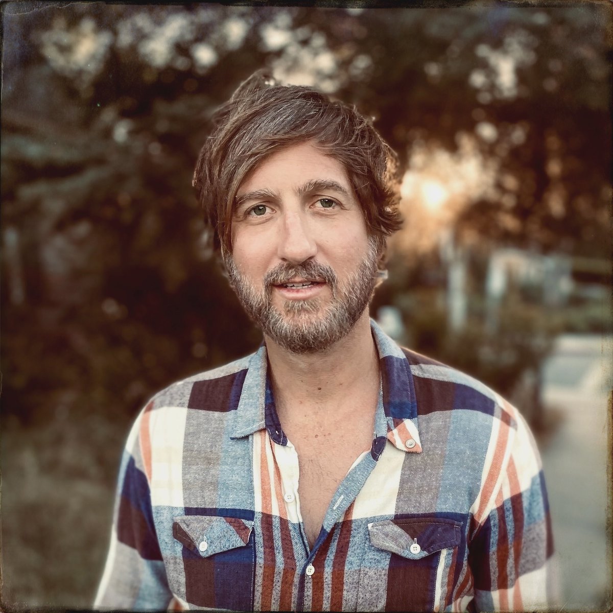 IF YOU ASK ME I’LL TELL YOU is here and I’m so thrilled to share it! Big thanks to Clay Blair at <a href="/BlvdRecording/">Boulevard Recording</a> for his mastering magic, and I’m so grateful to <a href="/daniel_pearson/">Daniel Pearson</a> and <a href="/saintinthecity/">Saint In The City Records</a> for releasing it! #NewMusicFriday #folkyeah #indiefolk songwhip.com/mike-stocksdal…