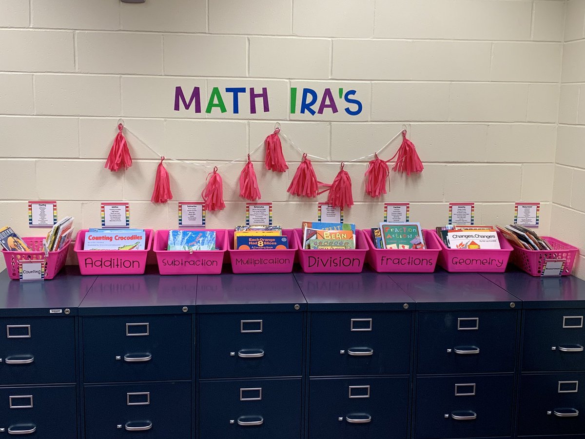 Utilizing engaging read-alouds is a great way to reinforce math concepts in an authentic way. @Hamilton_HLE #bigblueonthemove #ridewiththepride