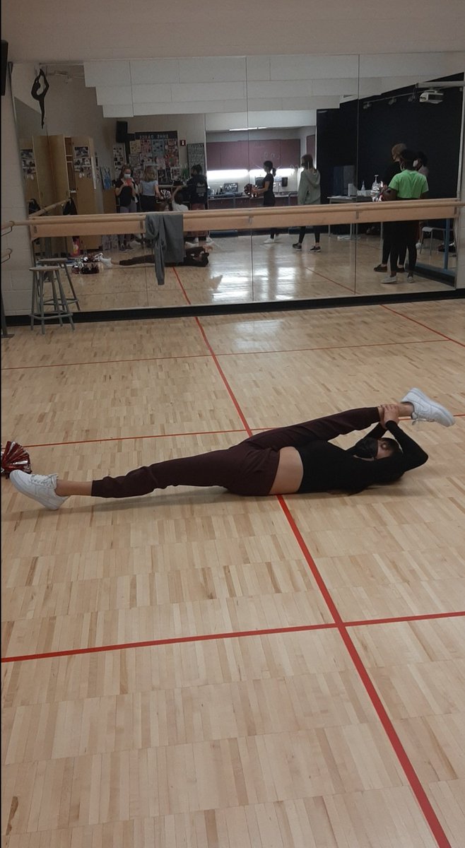 ChantaleDonaghy's tweet photo. Another fantastic week in dance! 
Affirmations, Goal Setting, Power Pom and 7/8 - HS virtual partnership coming up! #ourSHHS #SHHS #lovethearts #hsdance https://t.co/PUGCmEeMzv