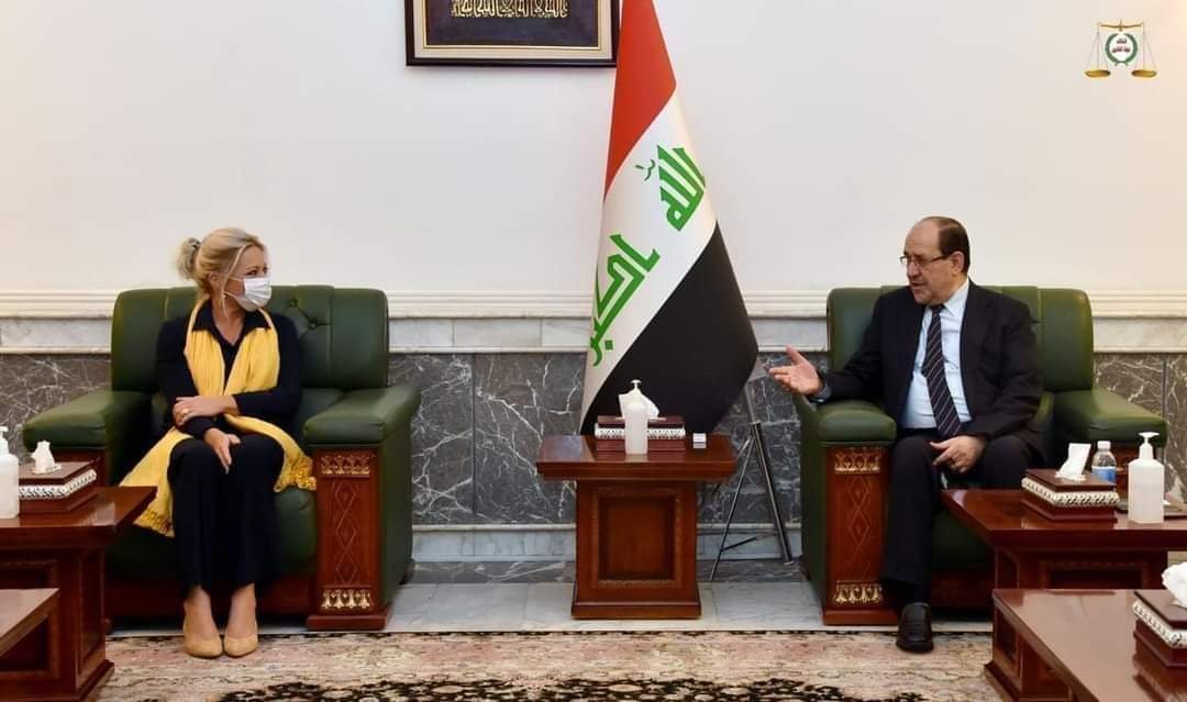 بلاسخارت طالبت المالكي بإنهاء (الح شد الش عبي) مقابل منصب رئاسة الوزراء
 رد المالكي : غير مسموح لكي بالتكلم بهذا الموضوع ولا يستطيع أي أحد إنهاء وجود (الح شد المقدس) لا أنتم ولا أي قوى لا تريد الخير للعراق
               "" الــراهــب ""