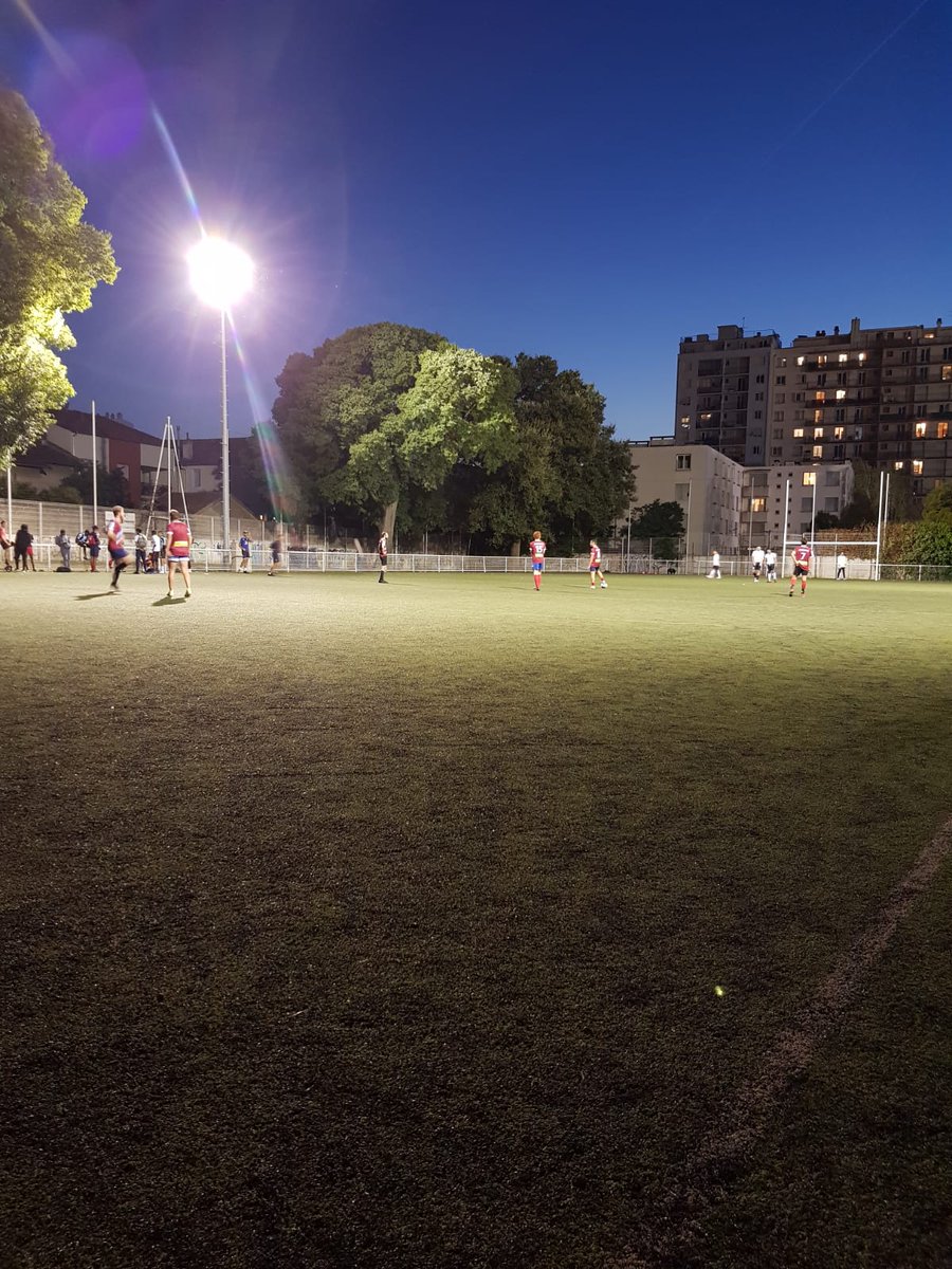 SCNT31's tweet photo. ⚽Bilan de la J1 du championnat @FSGTofficiel 31 de #footà7

🔥  Défaite de l'équipe 1 en Poule 2 
🆚 Les Gras Lactiques 
🏆 4-3

🔥  Victoire de l'équipe mixte en Poule 7
🆚 PSV Heineken
🏆 11-4

🎙️Le résumé➡️ https://t.co/1P66V5A3oE

#SCNT #Toulouse #Foot #FSGT31 #FSGT https://t.co/y1PlW6Gvbc
