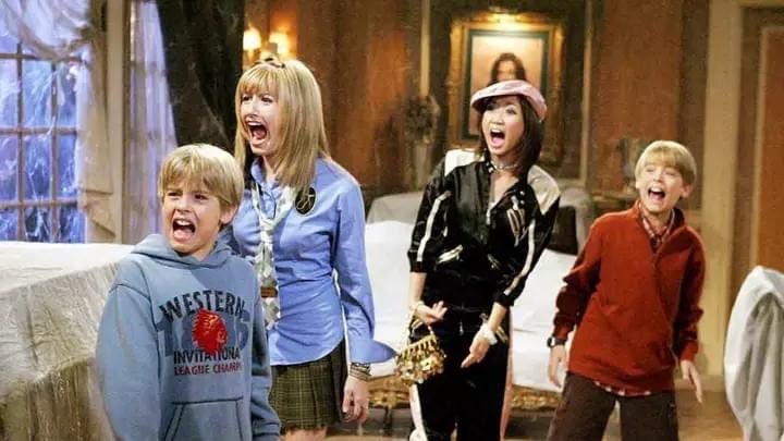 Missguided's tweet photo. OMG Disney Channel UK has officially stopped airing from today 💔😫 The kids of today are missing out https://t.co/4DnGTsSu7H