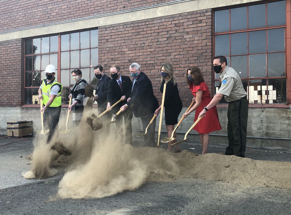 PioneerWA's tweet photo. Breaking ground at the new #MentalHealth #CrisisStabilization Facility that Pioneer will operate with the Spokane team! Left to Right: Nancy Isserlis, Breean Begs, Josh Kearns, Al French, Mayor Nadine Woodward, Mary Kuney, & Dave Ellis - #SpokaneValley Police Chief. https://t.co/K9DSPgQwDN