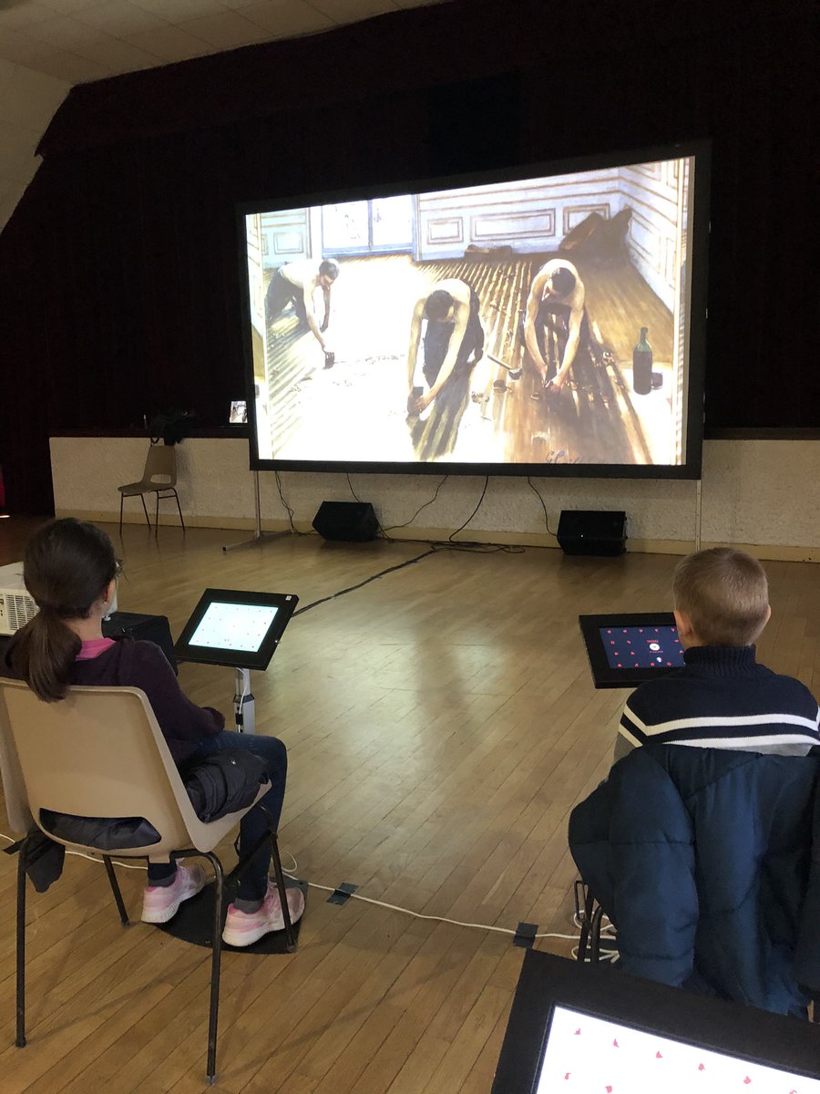 C2Valence's tweet photo. Musée numérique à Valence en brie. Quand l’Art arrive dans nos campagne, nos élèves découvrent, profitent, apprennent et .... retiennent 🖼 🧑🎨 🎨 #MicroFolie #MuseeNumerique https://t.co/v3F0WE2sTu