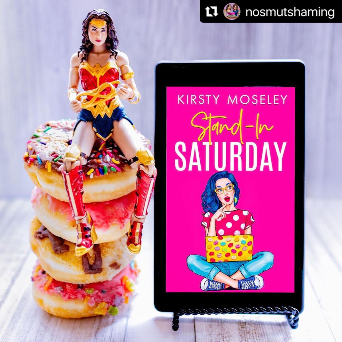 KirstyEMoseley's tweet photo. 5โญ๏ธ's "Kirsty Moseley does it again! Stand-In Saturday gave me all the sweet swoony feelings that I love and look for in a romance." I LOVE THIS SO MUCH!! If you've read #StandInSaturday you know why! Thanks to podcasters No Smut Shaming https://t.co/0unWFQPOYb