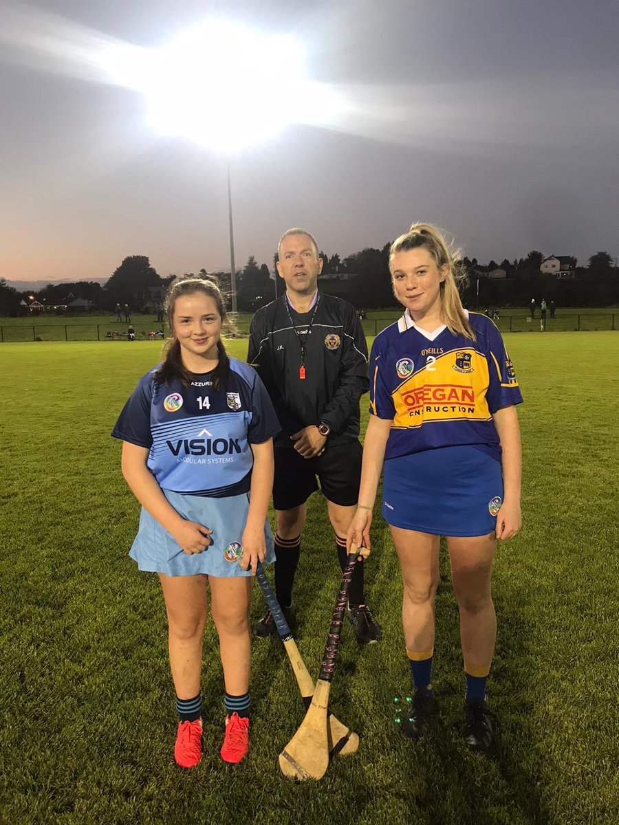 CarrigCamogie's tweet image. And their off....