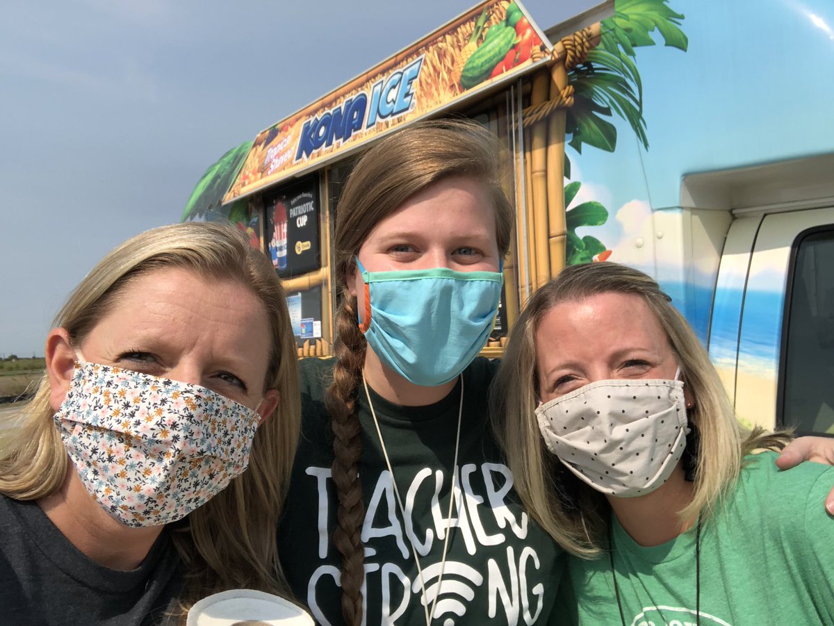 Kona Ice Time!! Kinder Boyer Rocks!!  <a href="/rachel_doran_/">Rachel Doran</a>  <a href="/edugator94/">Karen Hutchinson</a>