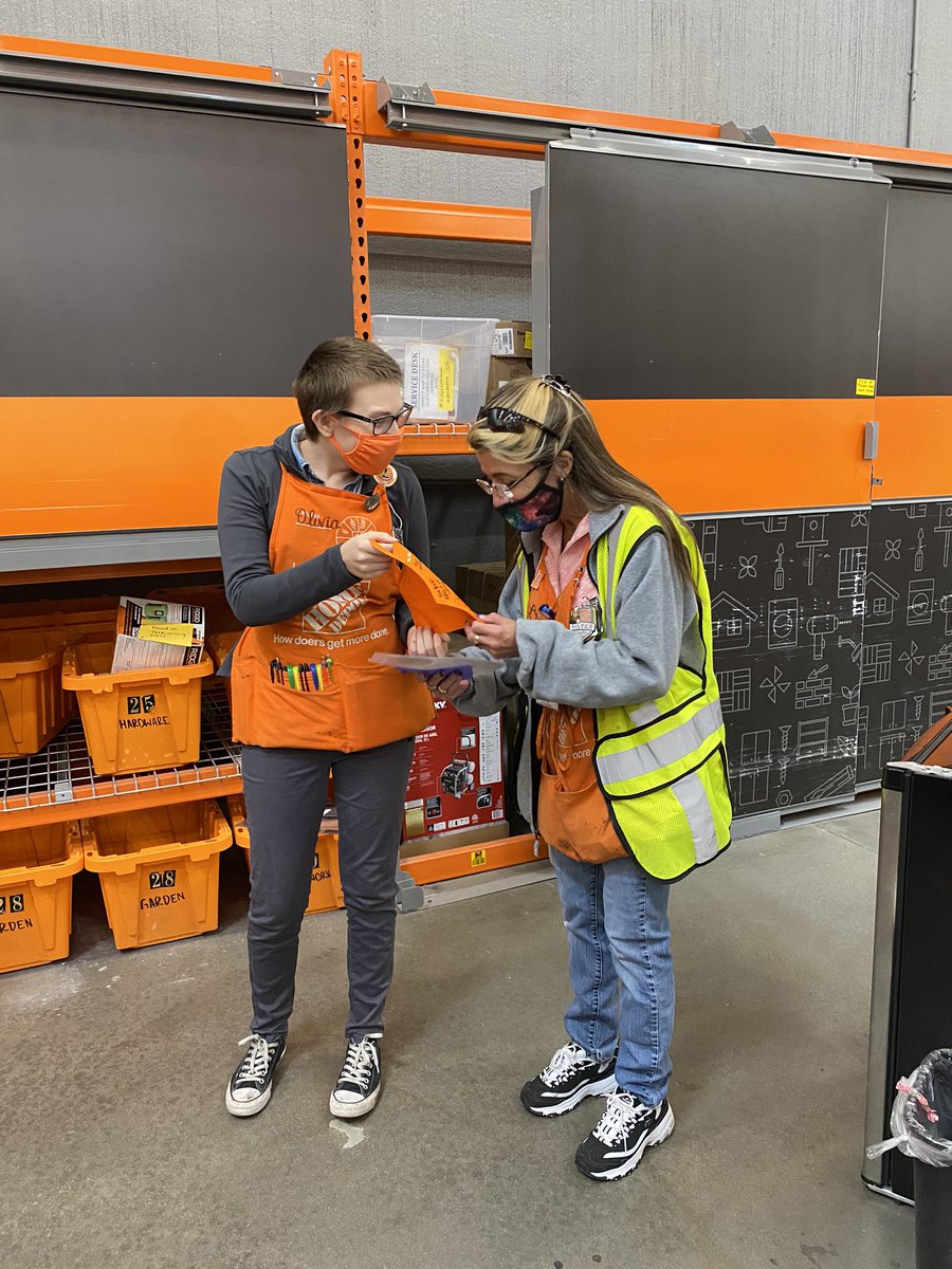 Olivia Young tweet media