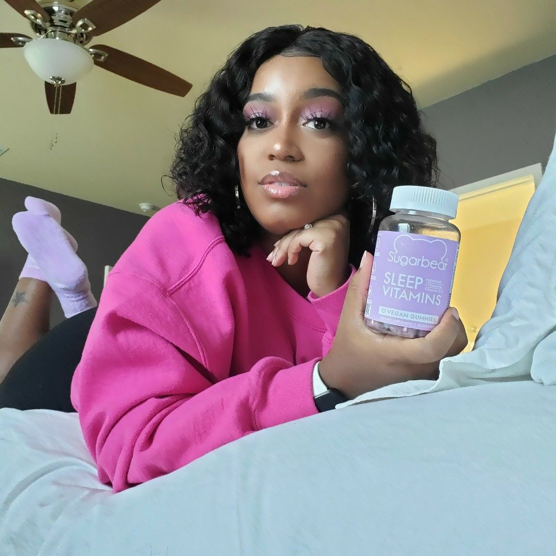 loveon6th's tweet photo. As a nurse, I need my beauty rest! These gummies not only help me fall asleep faster but I wake up so refreshed!! #sugarbearsleepvb #contest  #InfluensterAwards2020! https://t.co/kznI6nscol https://t.co/Fr5IDJwfmZ