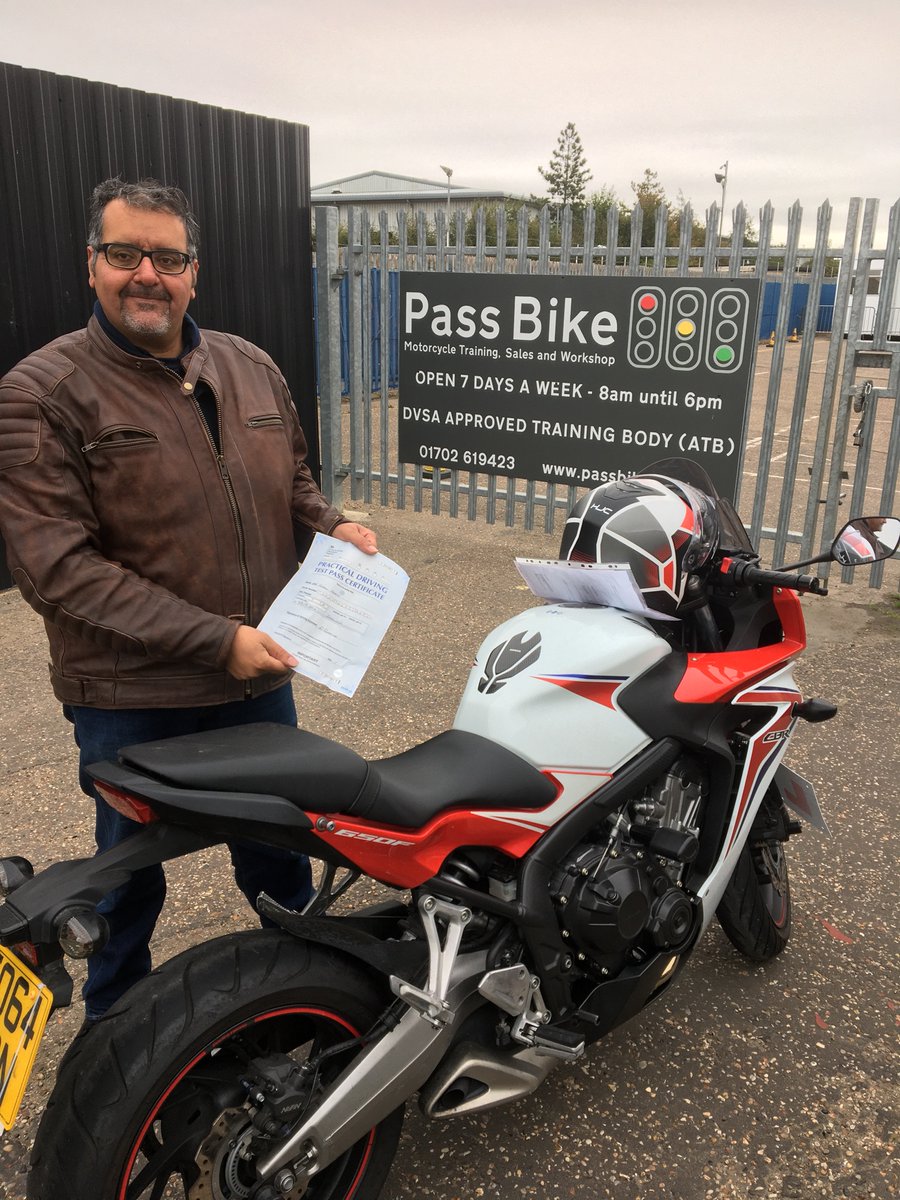 PassBike's tweet photo. Congratulations to Julie, Tom, Mark, Amr and Luke on passing Module 2 enjoy bike shopping guys and gals! Well done to Jay, Luke, Brad, Mark and Calvin on passing Module 1 #passedwithpassbike #newbiker #ladybiker #southessexmotorcycletrainingcentre #basildondtc #erithdtc https://t.co/o08pEsNHQ2