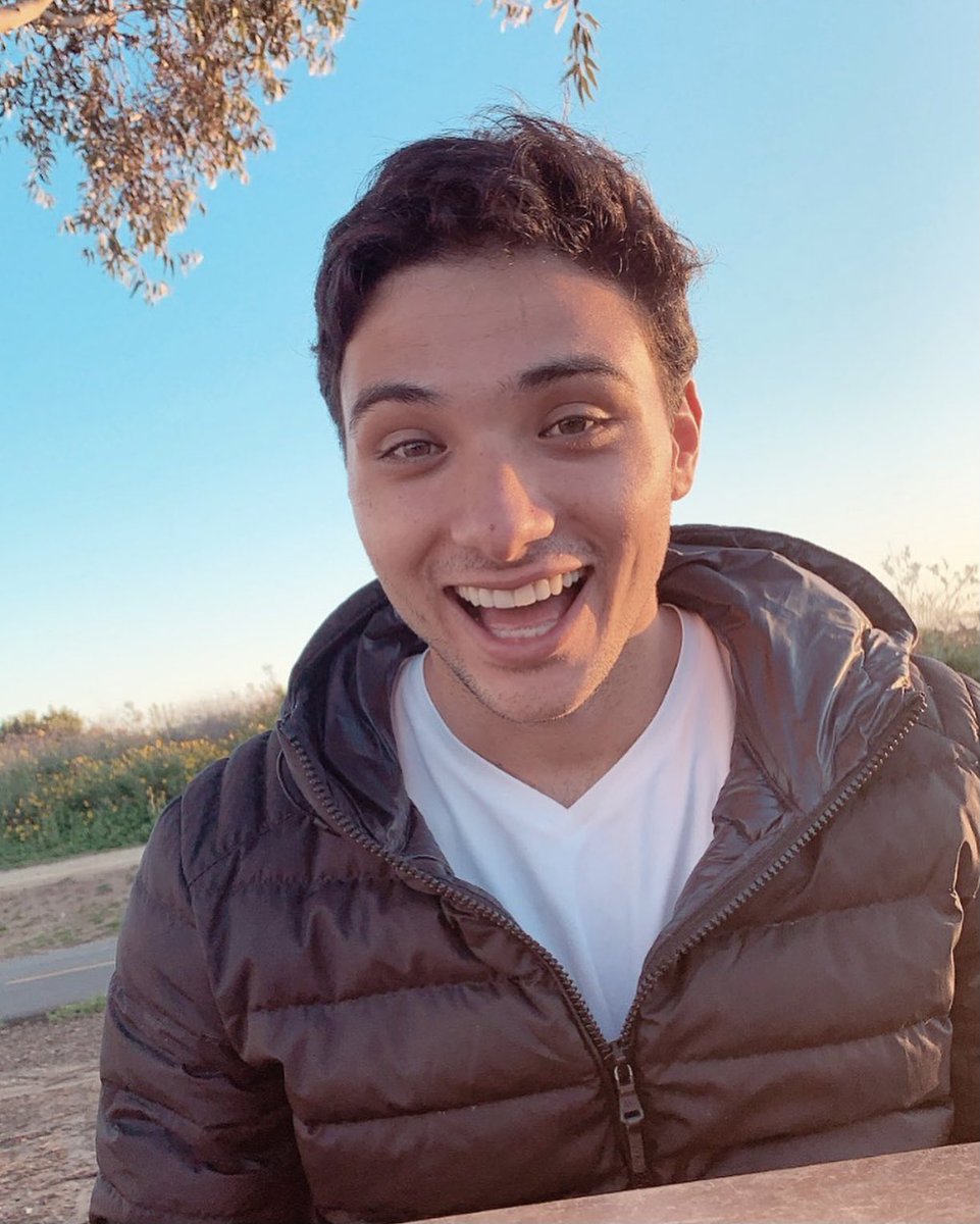 daniellehoree's tweet image. ❤️🌹