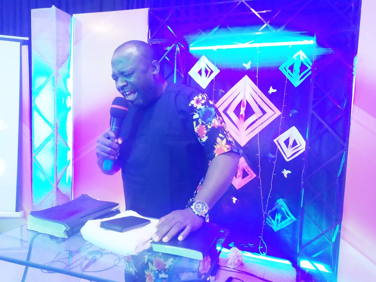 NCCFLAGOS's tweet photo. We are set. First segment of our singles weekend
Ministering: Pastor Femi Fadairo
#Nccflagos https://t.co/X2Nw1a8zk4