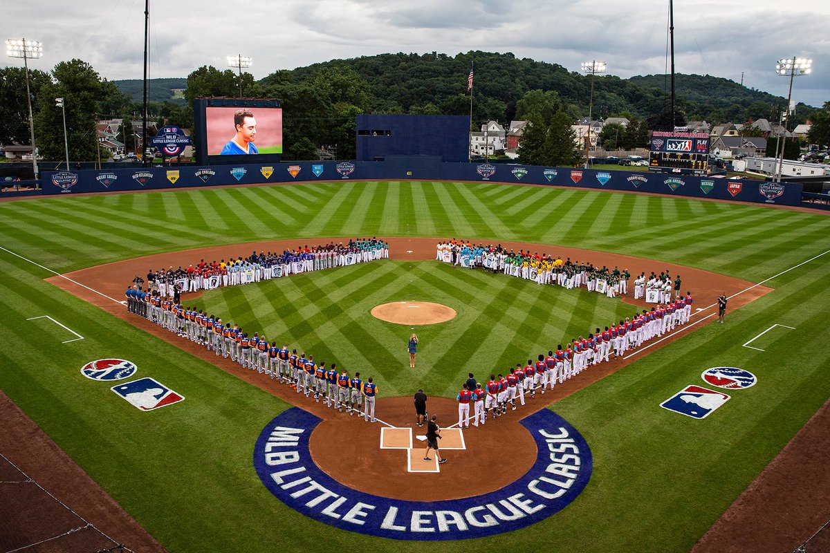 jasonkatz03's tweet photo. Excited to announce that I’ve been accepted as the Assistant Groundskeeper for the Williamsport Crosscutters for the 2021 season. Truly blessed to have the opportunity to work for a world class organization! Let’s see where the turf journey takes me! #GoCrosscutters #Turfguy https://t.co/R0arfIs4vP