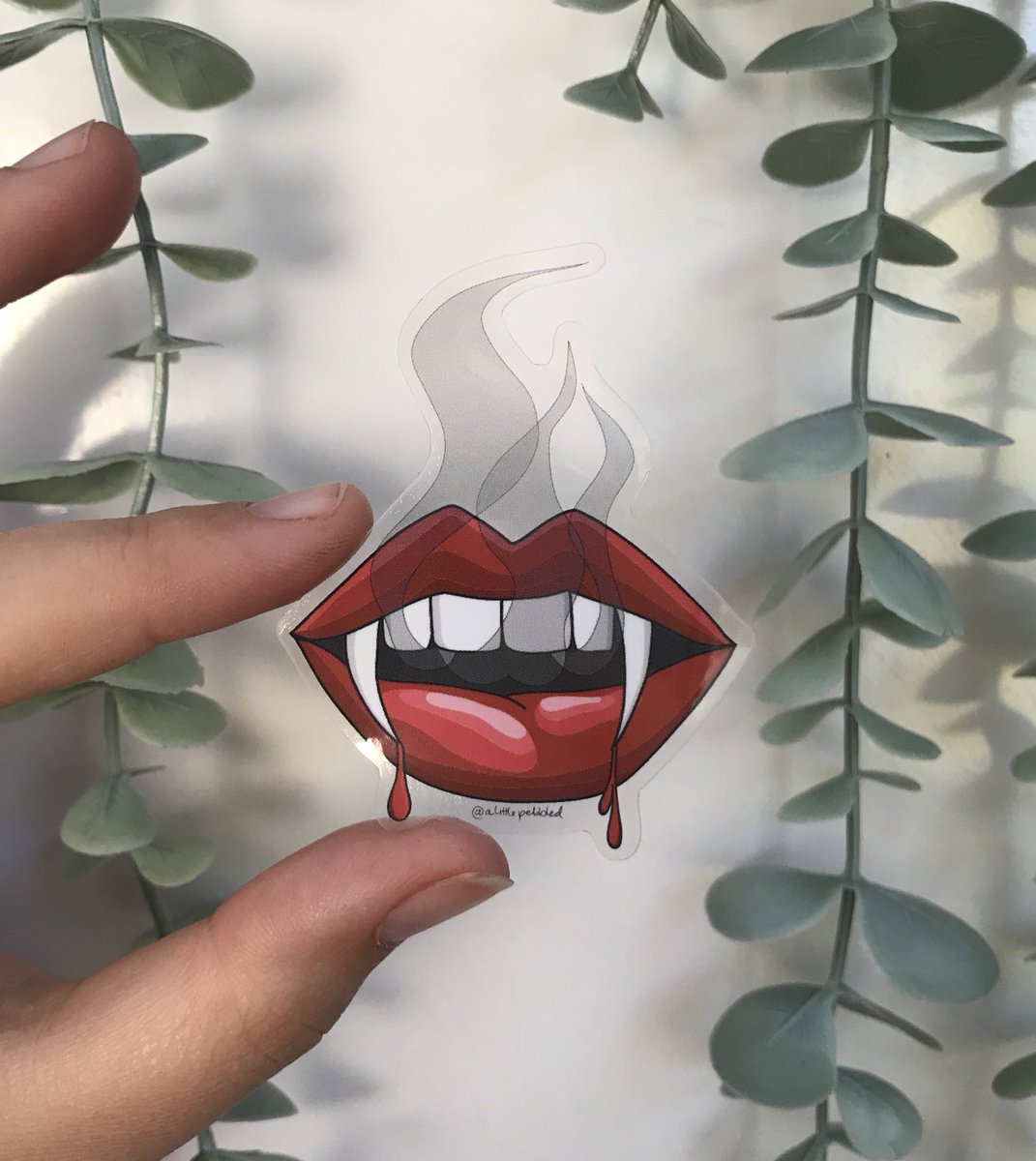 alittlepebbled's tweet photo. Stoned vampire: expectation vs reality 😂

https://t.co/f4eIrE7vZy 
Discount code in pinned tweet 🖤 https://t.co/kBAxW0WPKE