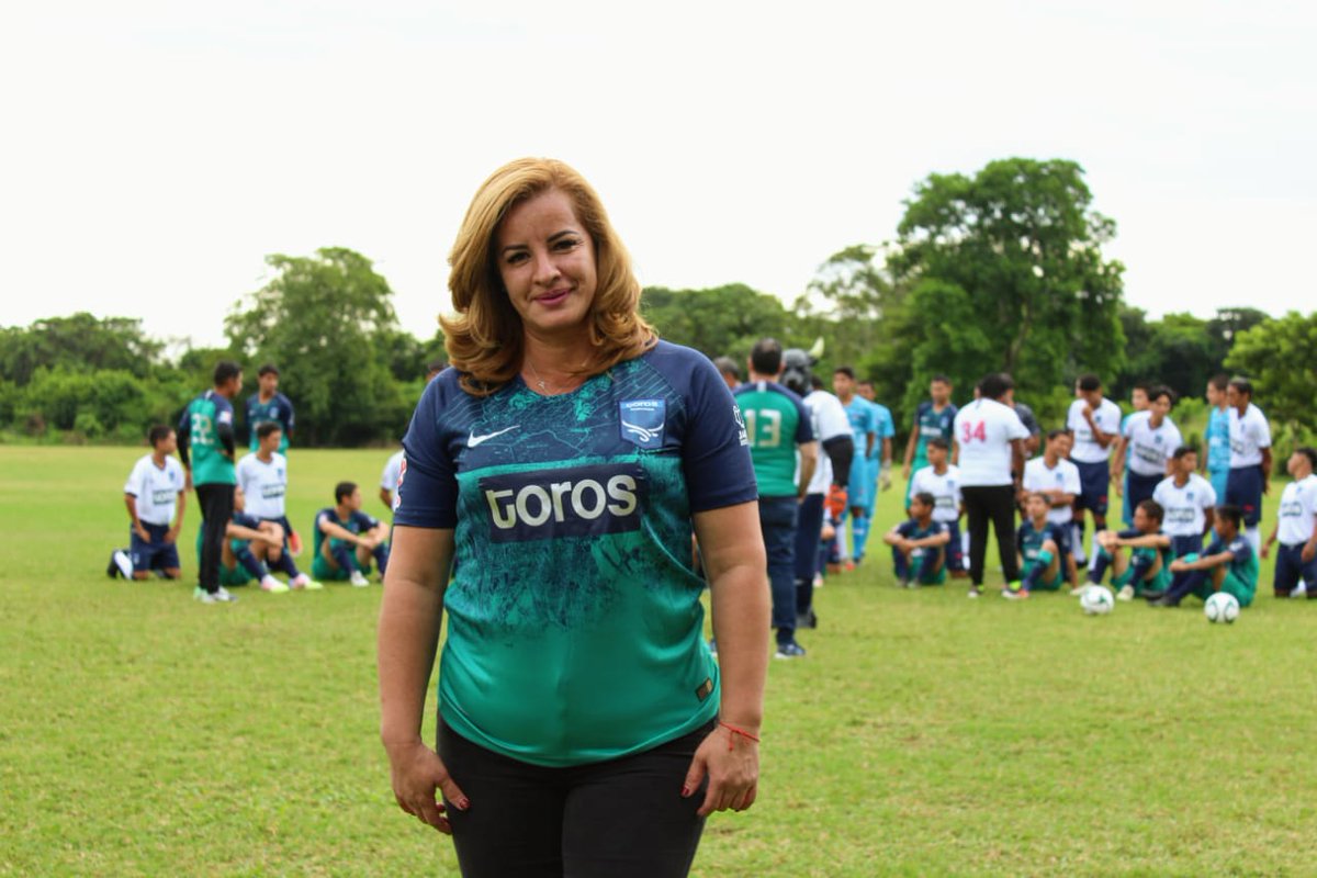 Florisel Rios Delfin Me Enorgullece Que El Equipo De Futbol De Tercera Division Jamapa Fc Sea Un Hecho Y Mas Saber Que Dos Jovenes Representan A Nuestro Bello Municipio Seguire