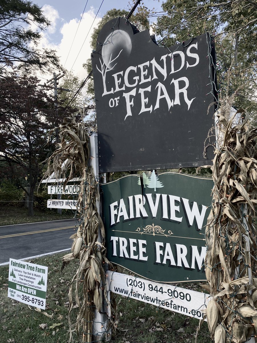 AmbrosiniJoey's tweet photo. We are almost ready for another night of a filled weekend!
#LegendsOfFear #HauntedAttraction #SpookySeason #StraightOuttaClownTown https://t.co/ILmuFYOGv9