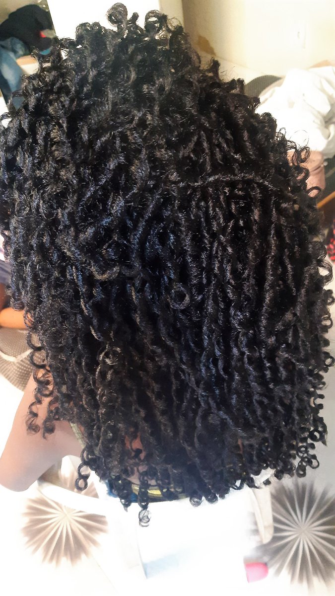 _euapreeta's tweet photo. Custa 0 reais dar um rt no trabalho da amg né 🥺🗣🗣

♦️Nagô cabeça toda 50,00
♦️Método crochet braids 70 https://t.co/fiZu6Cj8AB