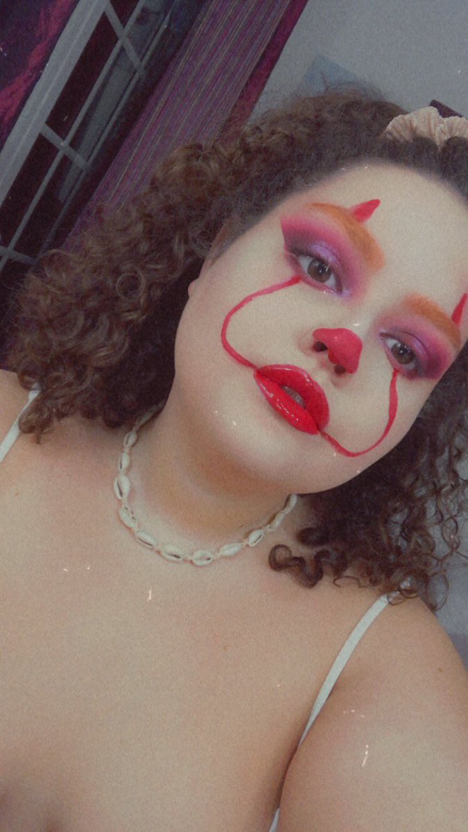 Queen Bee 💖 tweet media