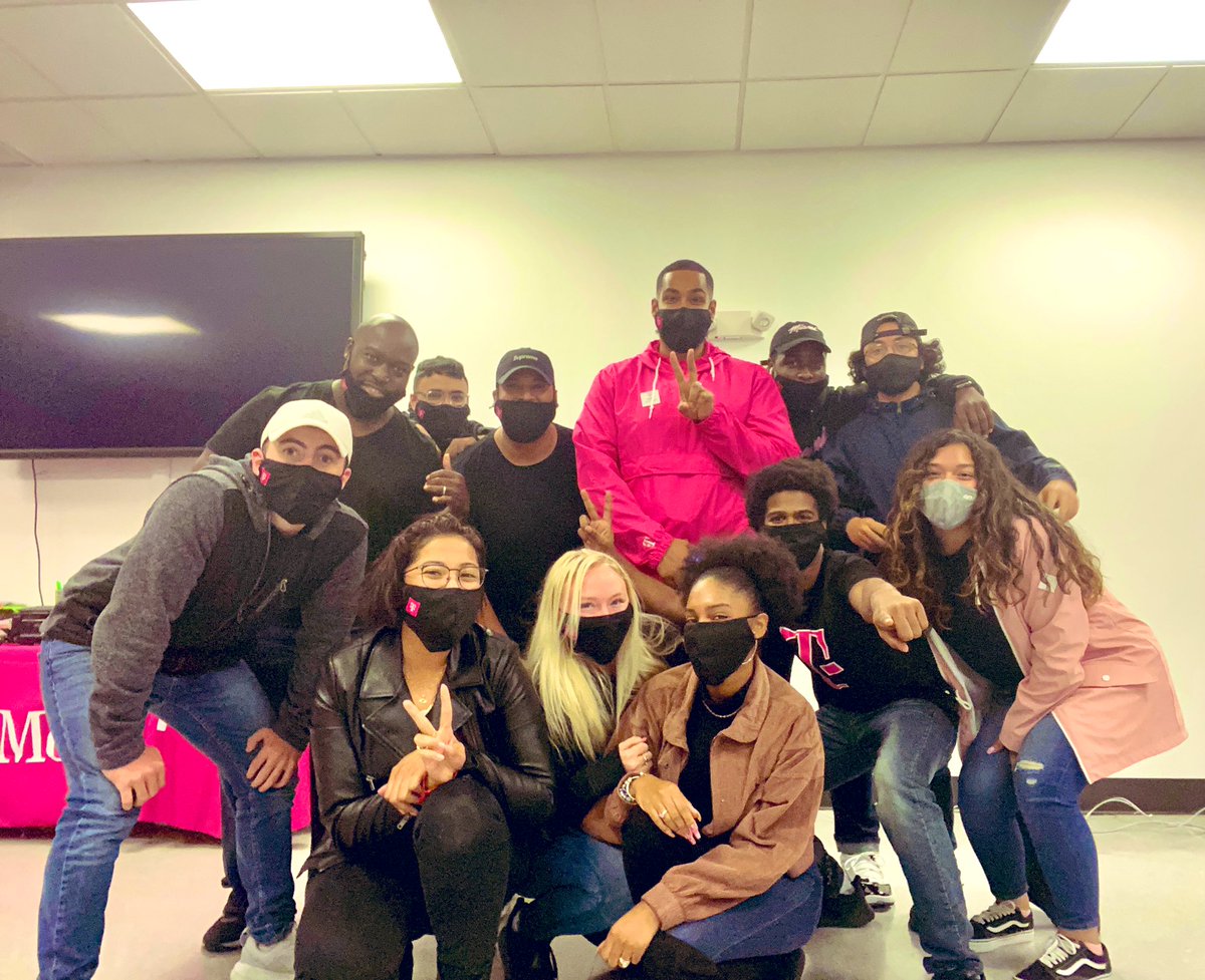 60 days from #day1 and Queens East/Long Island welcomes the 4th group of New hires that I have had the pleasure to guide! 39 mobile associates down! Congrats and Welcome to all! <a href="/AlisonBriecke/">Alison Briecke</a> <a href="/lpetrone9/">Larry Petrone</a> <a href="/meganpanicucci/">Megan Panicucci</a>