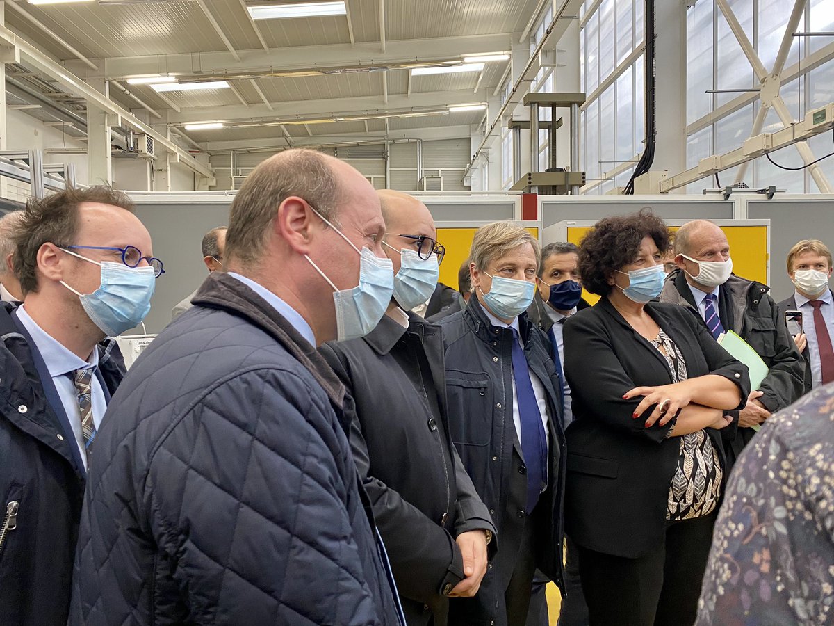 GrosdidierMetz's tweet photo. 📍Laboratoire LEM3 au campus Arts et Métiers

✅ Innovation: soutien à la recherche et aux nouvelles entreprises 

@MairiedeMetz @MetzMetropole 
#planderelance #Etudiants #environnement #technologies #startup https://t.co/42USlnSMbC