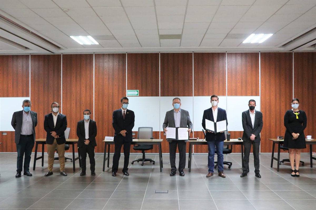 CDAAJalisco's tweet photo. Con el objetivo de impulsar proyectos innovadores y con alto valor agregado, así como trabajar por un campo sustentable en Jalisco, el #CDAAJ firmó un "convenio de colaboración" con la #SICyT, en el marco de su tercera reunión mensual de consejo. https://t.co/d3Izz33vMo