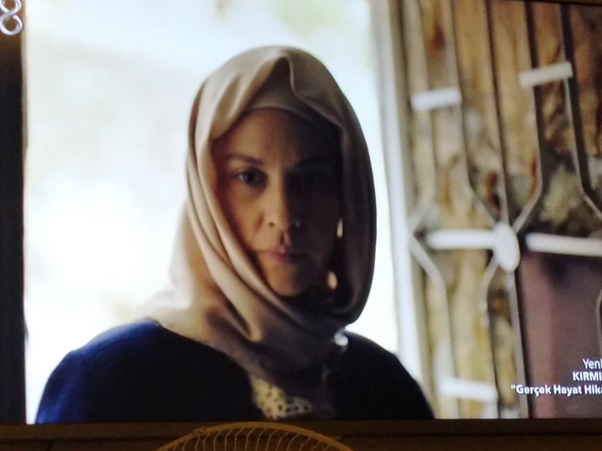 ContextRm's tweet photo. Yine mi be Meliha yine mi ACI! :(  #KırmızıOda (Hayaller yıkıkk) https://t.co/DJxK2SvtQN