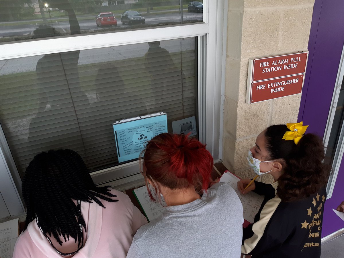 We ended our College Week with a "Teacher College Scavenger Hunt" Students toured the school to learn some college related terms &amp; things about our teachers!! Shout out to our <a href="/PAFA_STARS/">PAFA</a> teachers for providing the information to make it happen! #collegeweek20 #SDOCGoodtoGreat