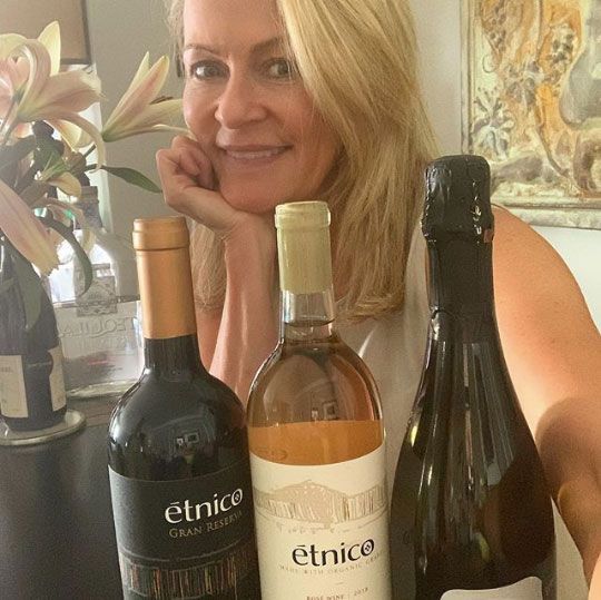 There are some really big health reasons to switch to natural wines. Natural wines are the ONLY wines that are organic from grape to glass. You can read my 3 posts on dirty wine and watch my consumer watch report on 7 On Your Side video about Dirty Wine. buff.ly/2FeW1xn