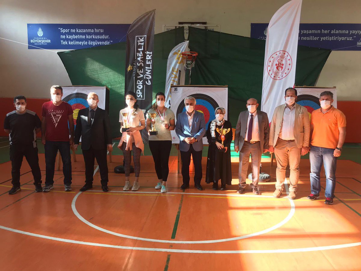 Avrupa Spor Haftası etkinlikleri kapsamında Okçuluk, Dart, Bowling ve Mini Golf turnuvalarımız 220 öğretmenimizin katılımıyla devam etmektedir.Turnuvada dereceye giren Öğretmenlerimize madalyaları ve kupaları İlçe Milli Egitim Müdürümüz Sn Mustafa Yılmaz tarafından taktim edildi.