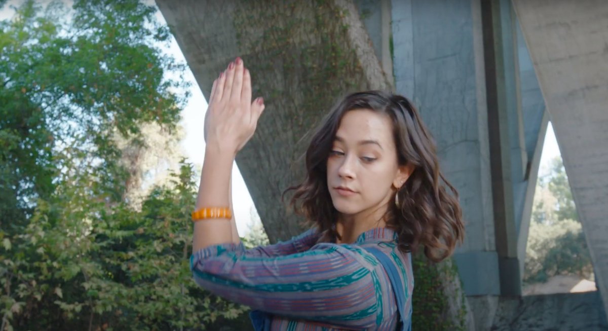 Steffen_Schlach's tweet image. Cleanse your cursed twitter feed with a joyful music video directed and edited by my brother @droowly  The Bombillas - Ah Leh Wah La [OFFICIAL VIDEO] youtu.be/9_iB-sLlS2A via @YouTube